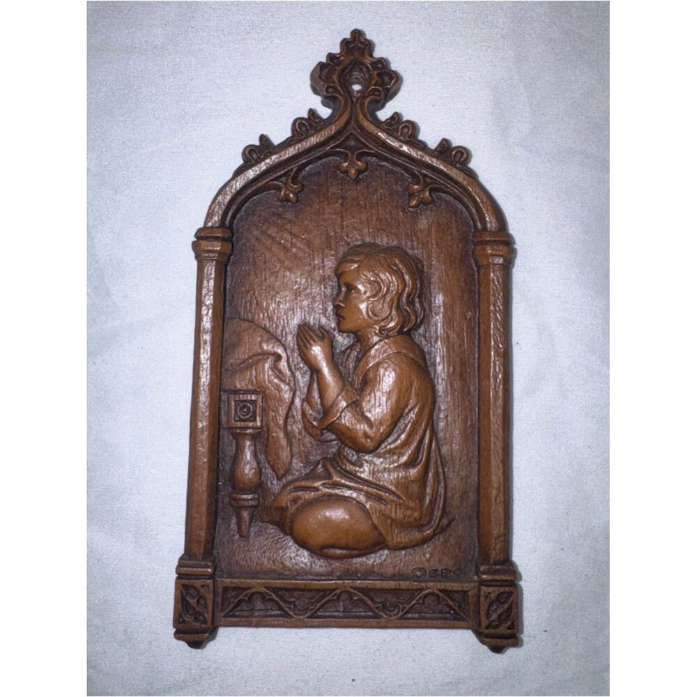 vintage child praying wall plaque Barwood wall plaque produced by Boynton & Co
